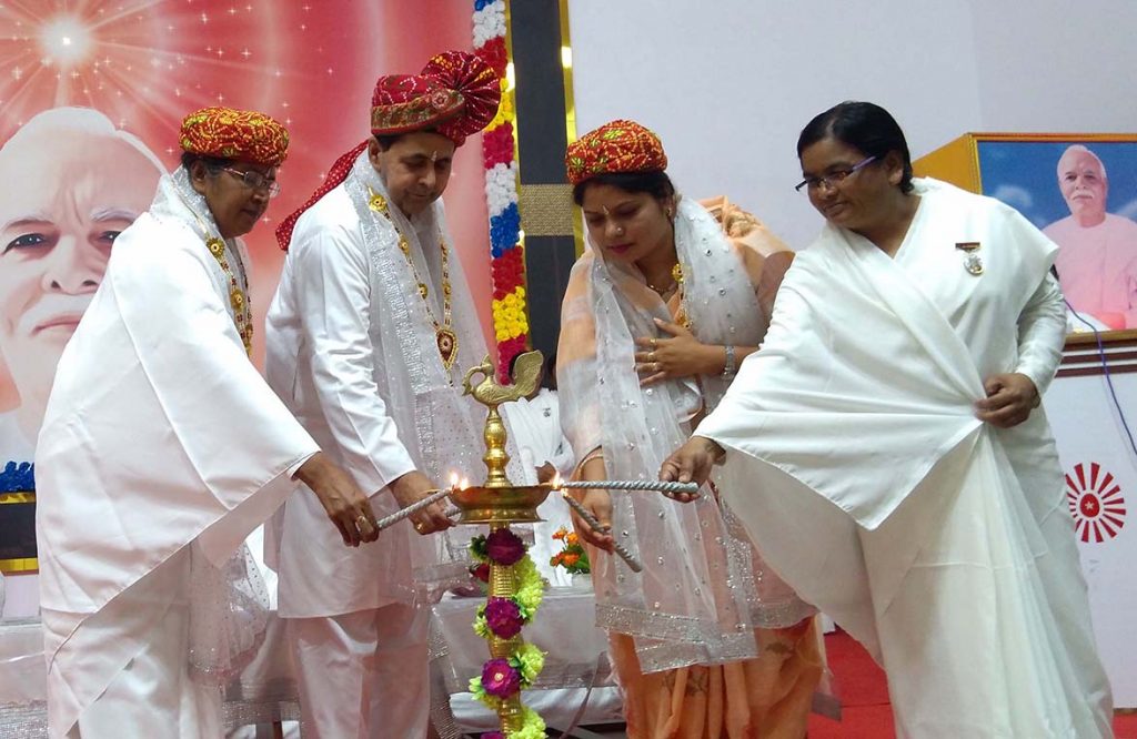 सम्पूर्ण पवित्रता अपनाना ही जीवन का लक्ष्य हो - ब्र.कु. भारत भूषण भाई