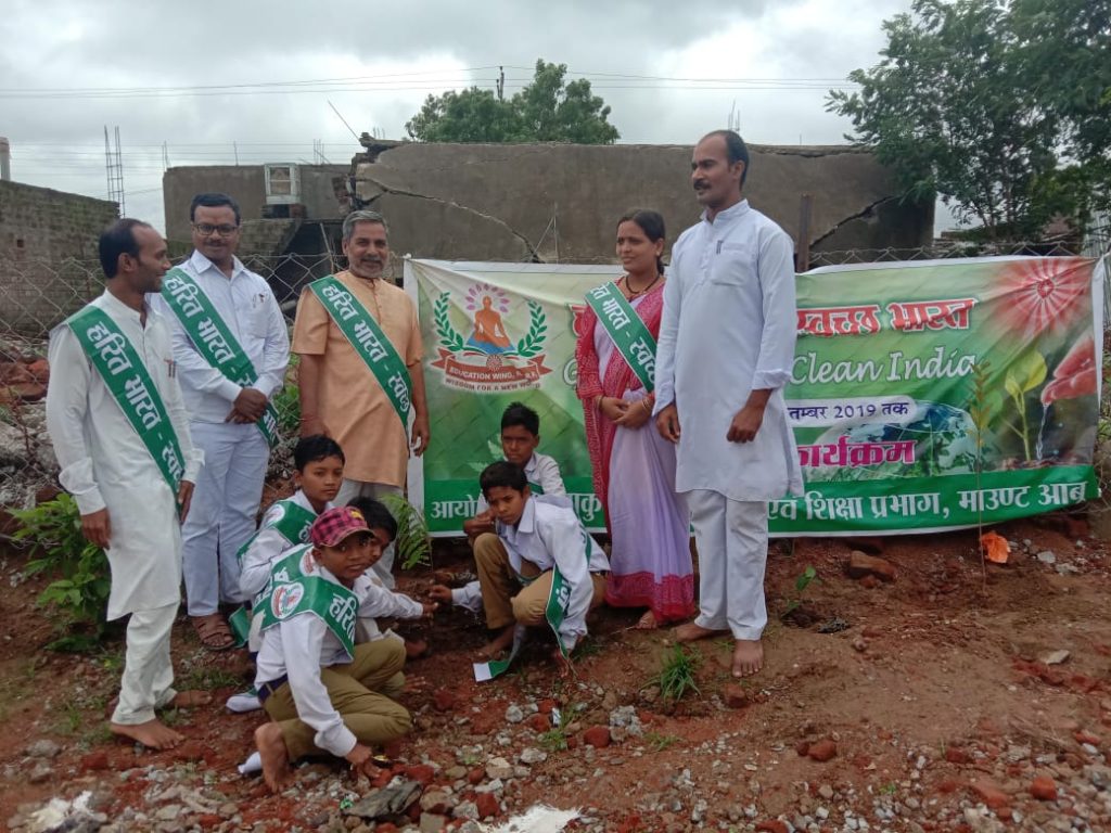 सरस्वती शिशु मंदिर भखारा में नैतिक मूल्यो पर आधारित पाठ्यक्रम ‘टच द लाईट’ का शुभारंभ